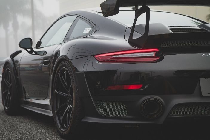 Unleash Your Inner Speed Demon: Mastering the Art of Racing the Porsche 911 GT2 RS